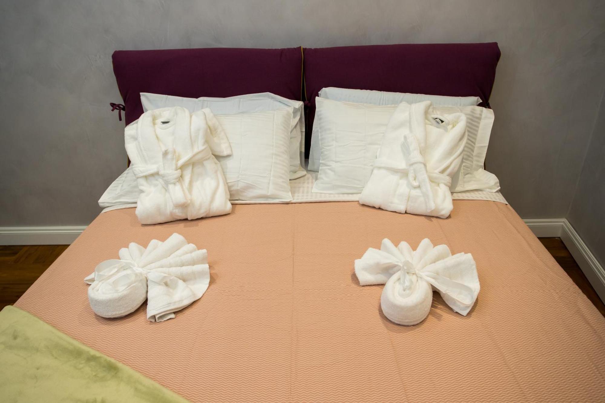 Fornaci 48 Guest House ローマ エクステリア 写真
